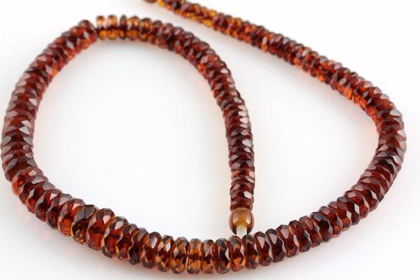 Faceted BUTTONS Baltic amber necklace 18in