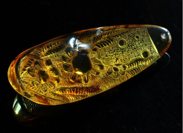 Carved Amulet Baltic amber fossil pendant w insect