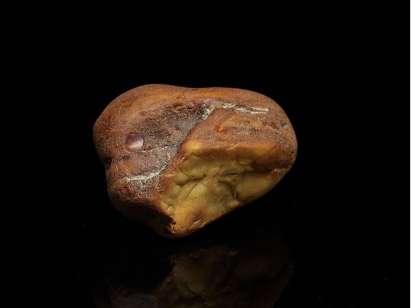 Natural Genuine Baltic Amber Sea Stone 27g