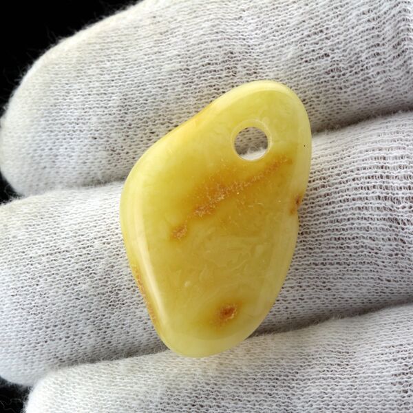 Baltic Amber Medallion pendant with hole