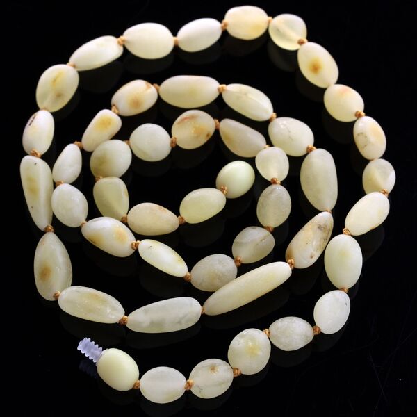 Raw Milk BEANS Baltic amber knotted necklace 55cm